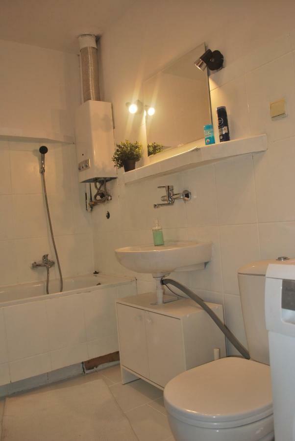 Apartamento Pokoje W Cichym Mieszkaniu 50M Od Rynku Breslavia Exterior foto